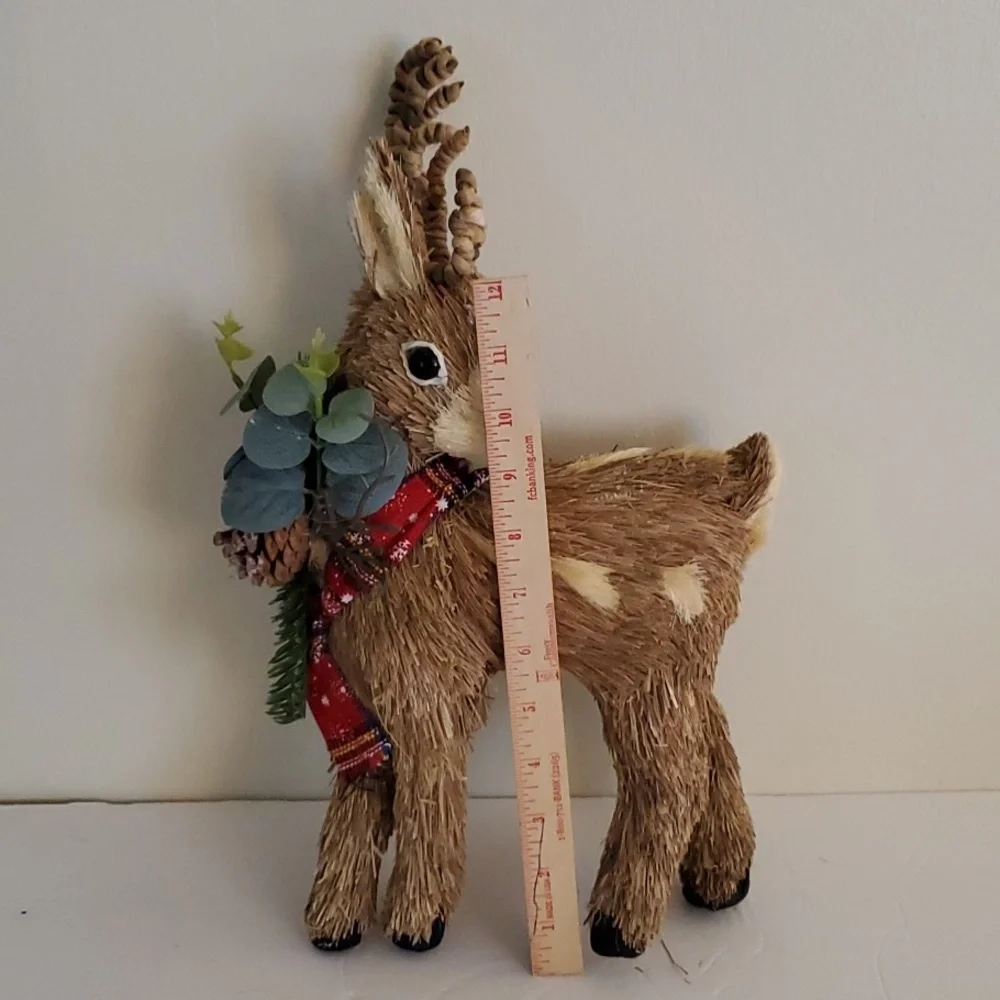 Fall Straw Animal Going Into Christmas Vintage Winter Wonderland Deer - Picture 7 of 7
